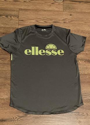 Чоловіча футболка ellesse сіра з салатовим логотипом, розмір l