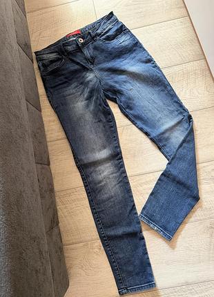 Джинси  guess
