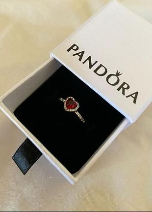 Кабленка pandora блестяще красное сердце / посеребренная кольца пандора с красным сердцем и камнями / кольца pandora «sparkling red heart»