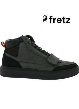 Fretz, кожаные (замш) подростковые ботинки 39 размера
