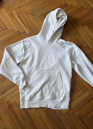 Базове біле худі zara з капюшоном та начісом / розмір m