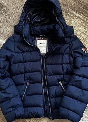 Демисезонная куртка в идеальном состоянии hilfiger