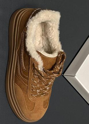 Кросівки жіночі steve madden коричневі, розмір 9.5 us (26 см), замшеві