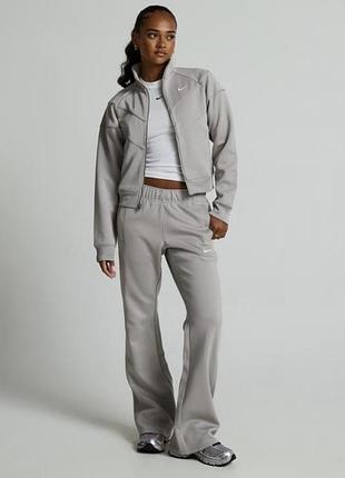 Спортивний костюм жіночий nike sportswear windrunner poly grey