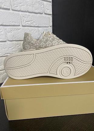 Michael kors hayes 6