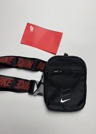 Бананка унісекс nike swoosh чорна