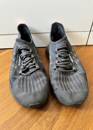 Кроссовки adidas 2