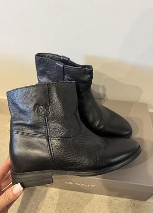 Черевики жіночі it shoes чорні шкіряні