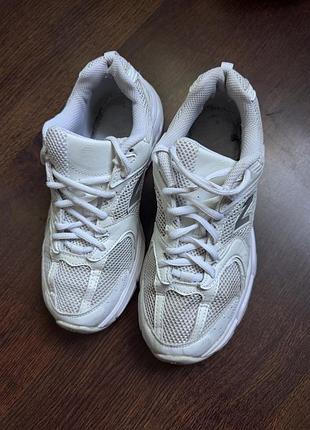 Кросівки new balance білі 2