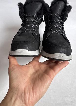 Чобітки утеплені skechers 3