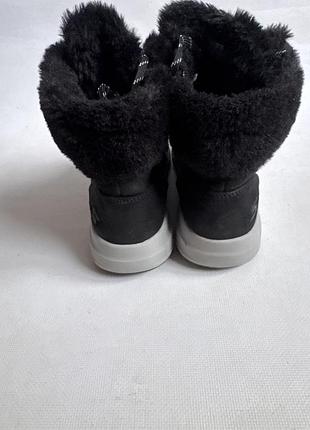 Чобітки утеплені skechers 4