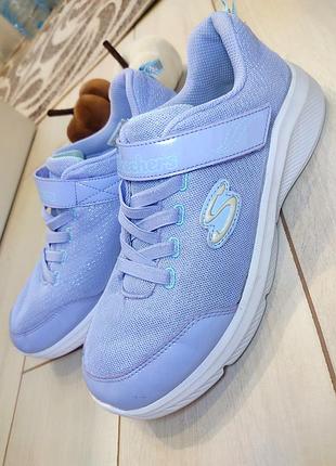 Женские кроссовки skechers 37,5 размер