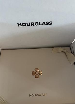 Коробка hourglass подарункова з листівкою та конвертом