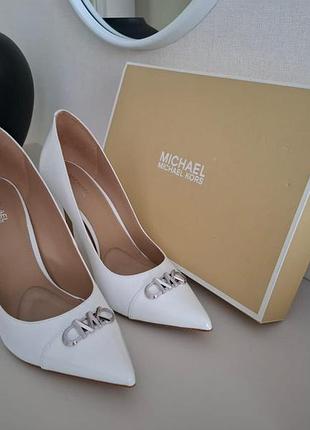 Туфли michael kors parker leather pump белые 5
