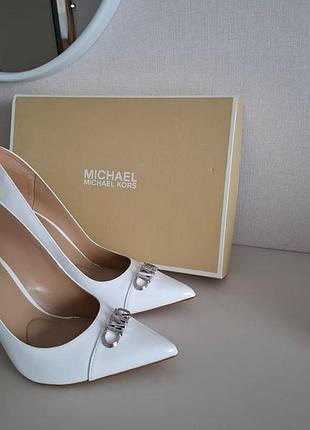 Туфли michael kors parker leather pump белые 6