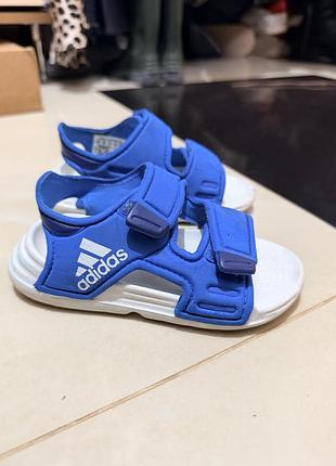 Босоніжки та сандалі для дітей adidas сині, розмір 23