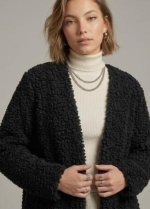 Женский кардиган boohoo тедди из экомеха,черная шуба из объемного искусственного меха демисезонная пушистая куртка размер s eur 36 удлиненный