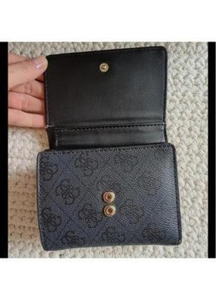 Гаманець guess недоліки 6