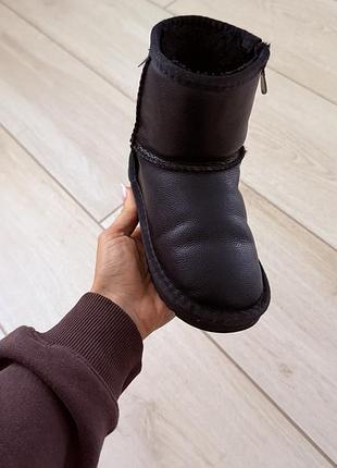 Уггі дитячі ugg чорні 4