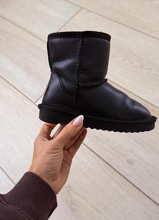 Уггі дитячі ugg чорні 3