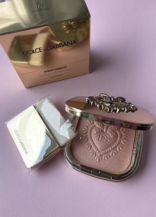 Хайлайтер dolce&gabbana flawless everlift luminizer оригінал новий