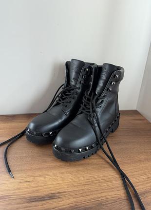 Чоботи valentino,орігінал