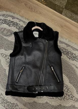 Дублянка жіноча zara чорна