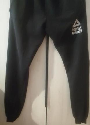 Чоловічі спортивні штани reebok
