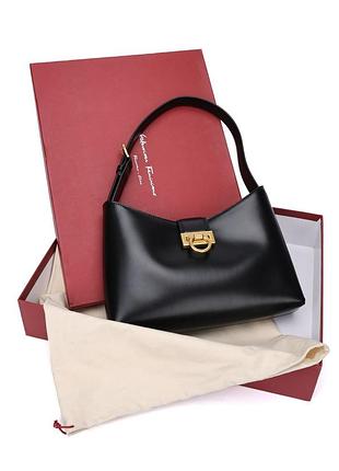 Сумка жіноча salvatore ferragamo чорна шкіряна