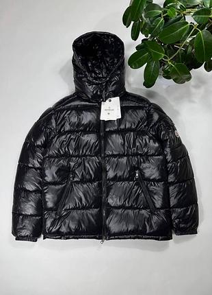 Чорний пуховик moncler із капюшоном