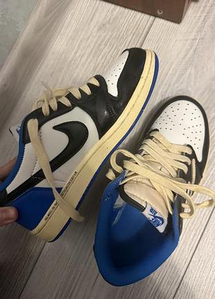 Кросівки nike чорно-біло-сині на стопу 24 см