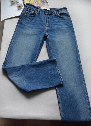 Арні джинси буткати zara, висока посадка,  стрейчевий джинс, необроблена широка штанка розмір s (по бірці 36) (на бедра 88-96 см) стан ідеальний