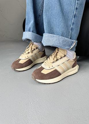 Кросівки жіночі adidas retropy e5 beige/brown 6
