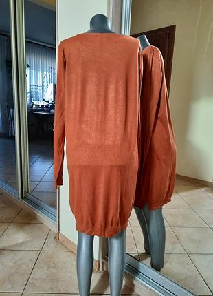 Теракотовий із кишенями светр, плаття 👗 2
