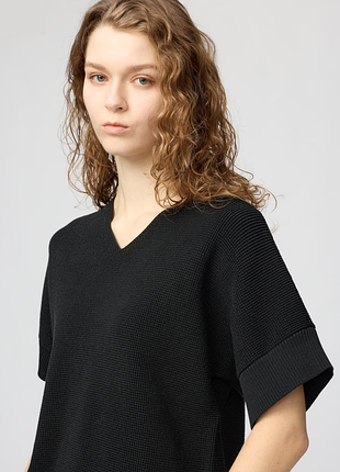 Футболка uniqlo трикотажная (484075)