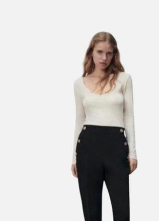 Женские, в состоянии новых, укороченные брюки zara, свободного силуэта и высокой посадкой,в классическом морском стиле, с декоративными пуговицами, xl