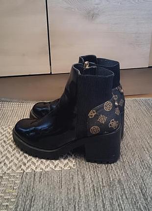Ботинки guess лакированные