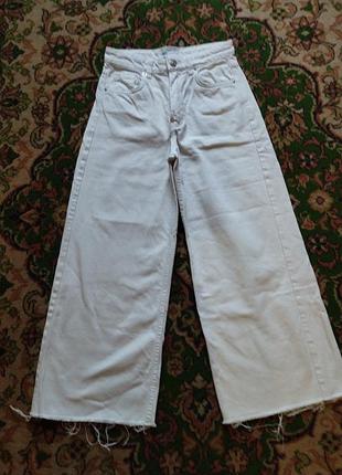 Джинсы палаццо, белые, zara,24 г.