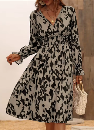 Сукня міді з довгим рукавом і тваринним принтом shein