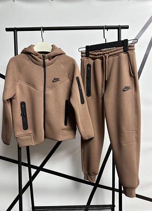 Спортивний костюм nike tech fleece для хлопчиків, утеплений, коричневий, розмір 140