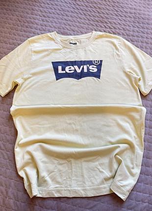 Футболка levis