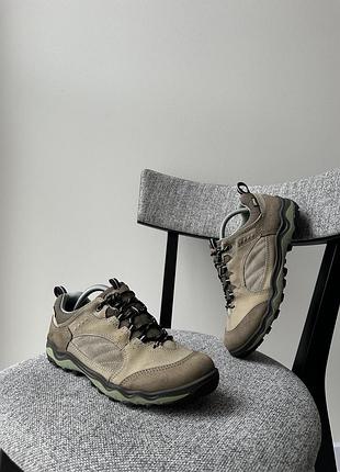 Осінні водонепроникні кросівки кеди взуття ботинки чоботи ecco gore tex