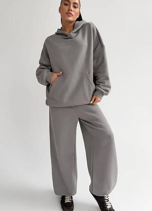 Теплый женский костюм 6