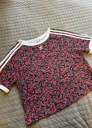 Вкорочена футболка adidas оригінал