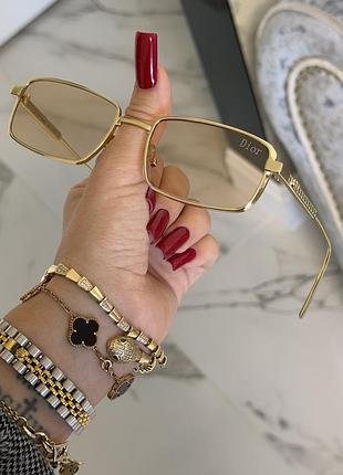 Сонцезахисні окуляри dior