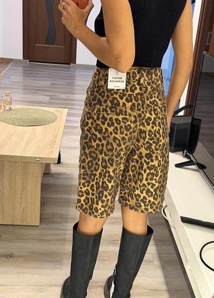 Леопардові бермуди bershka xs 5