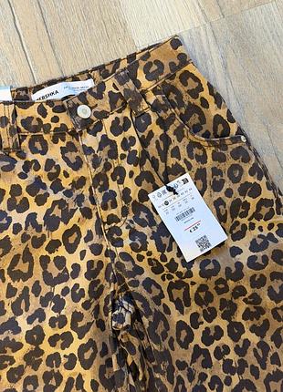 Леопардові бермуди bershka xs 7
