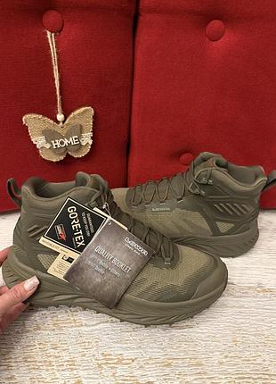 Фірмові черевики lowa gore-tex 42,5р.