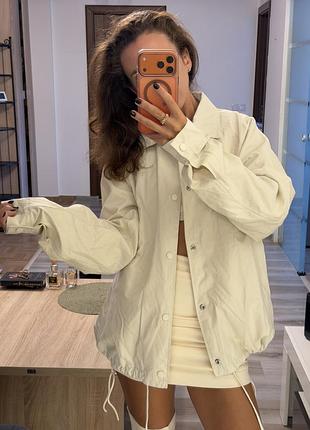 Куртка біла zara m