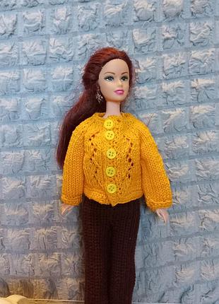 Одяг для ляльки barbie жовта кофтинка з ґудзиками